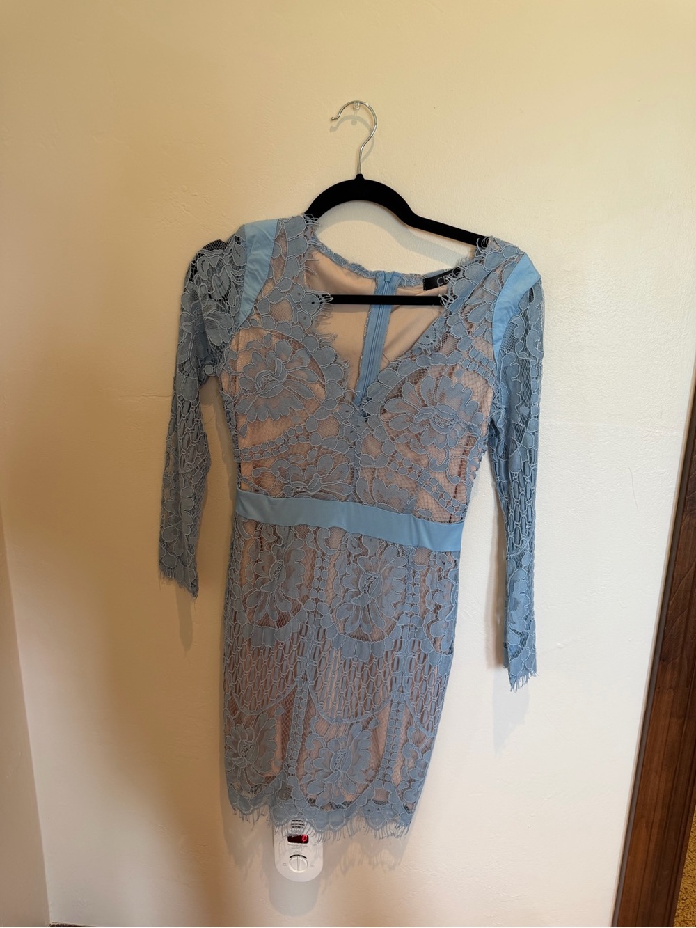 CBR Light Blue Lace Long-Sleeve Sheath Dress